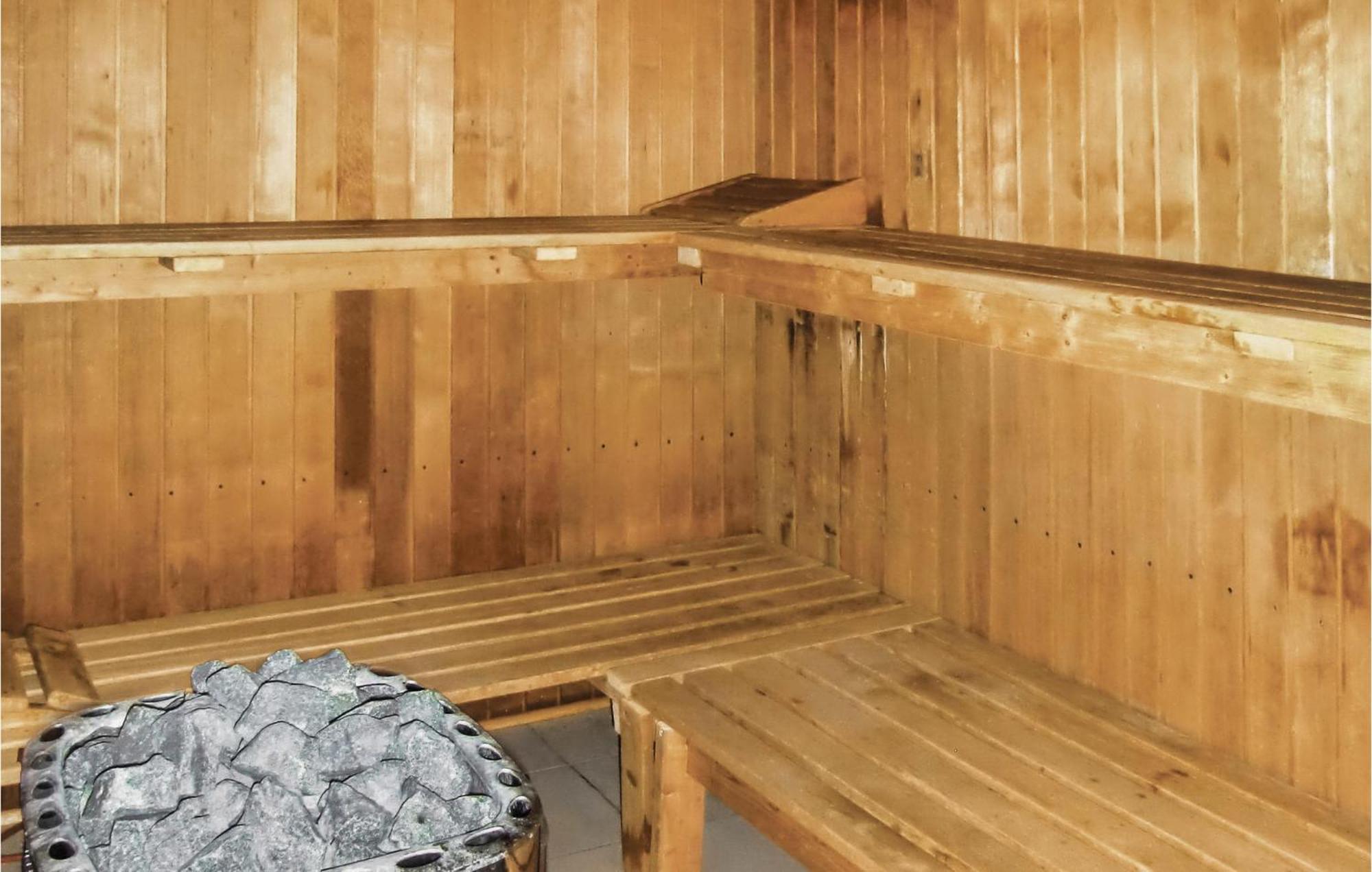 Amazing Home In Kolczewo With Sauna Kültér fotó